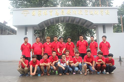 阳光工程学员一期走进安阳航空运动学校参观学习